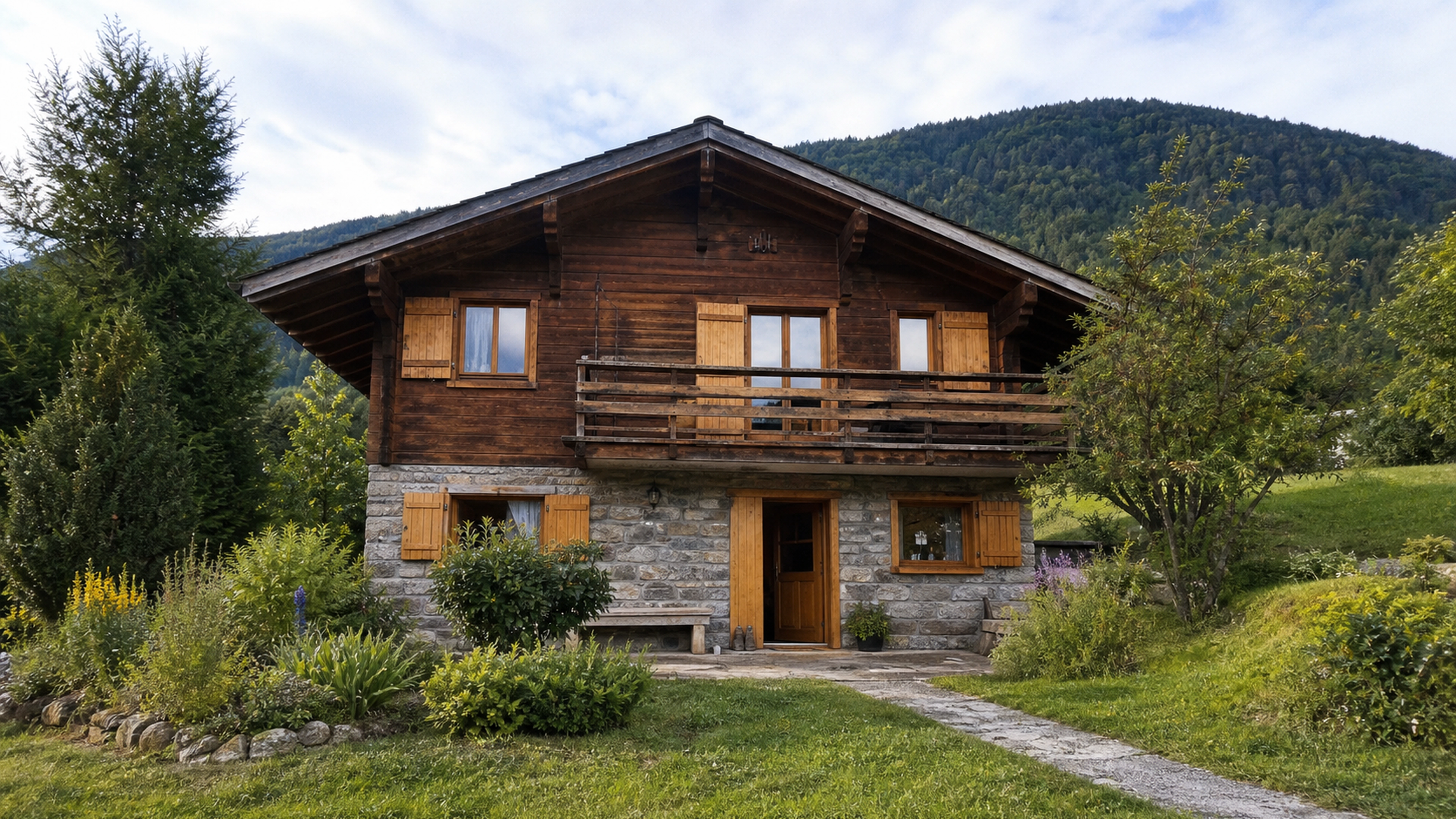Chalet en bois et pierre dans la Vallée Verte en Haute-Savoie