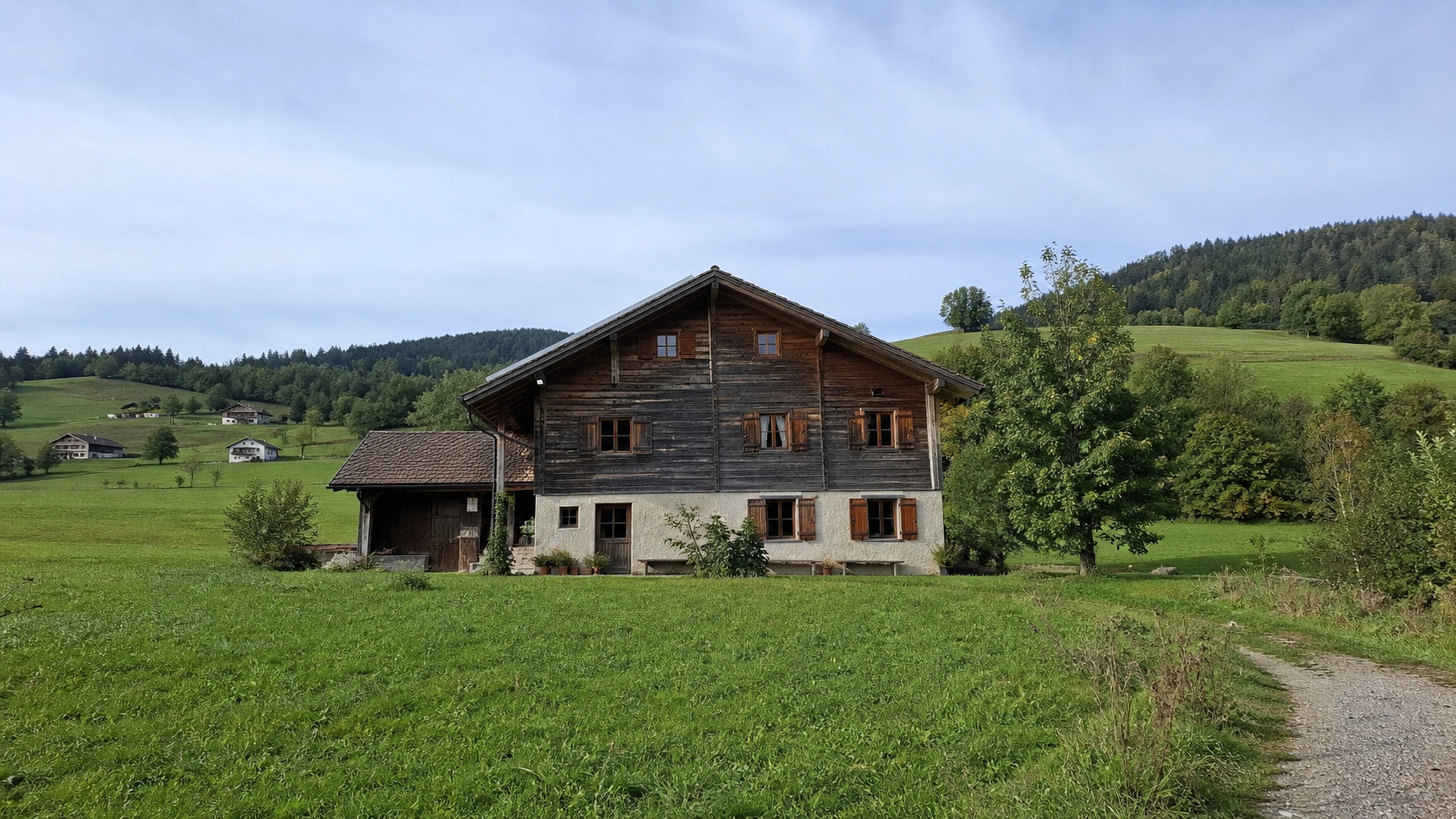 Ferme savoyarde dans la Vallée Verte en Haute-Savoie